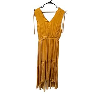 Banana Republic Factory dress - Size 12 - High Low in Gold